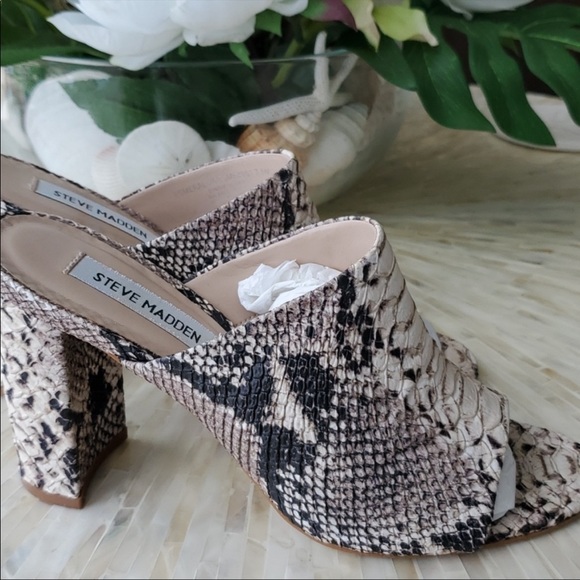 Steve Madden Shoes - steve madden snake print slide sandals